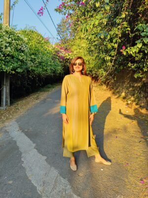 सुनेहरा Pashmina Winter Co-ord Set